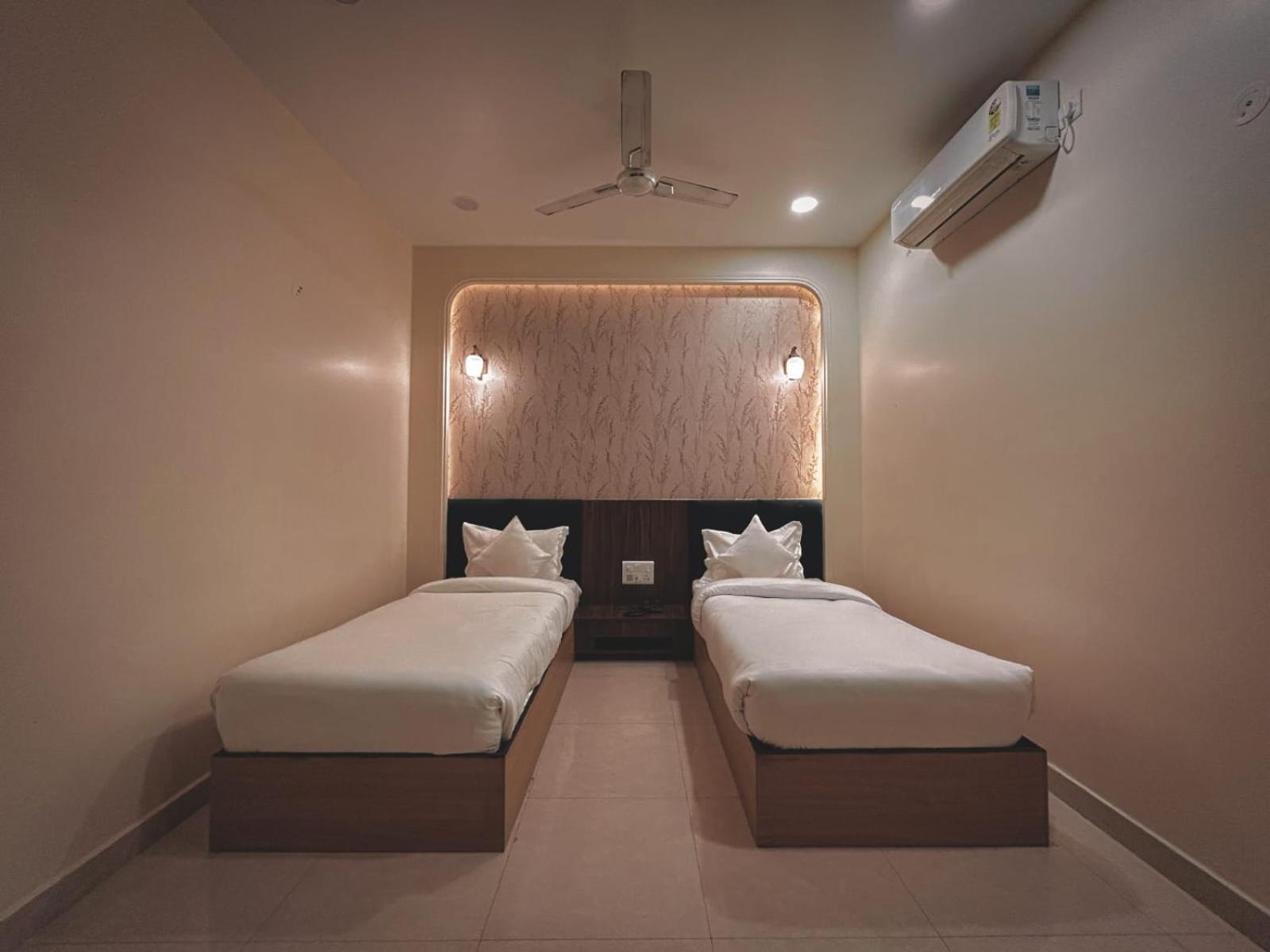 Hotel The Blue Vista Greater Noida Exteriér fotografie